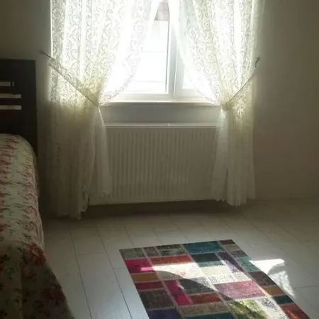 Apartment Blue Peace Flat With Furniture & Private *
