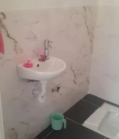 Apartment Blue Peace Flat With Furniture & Private